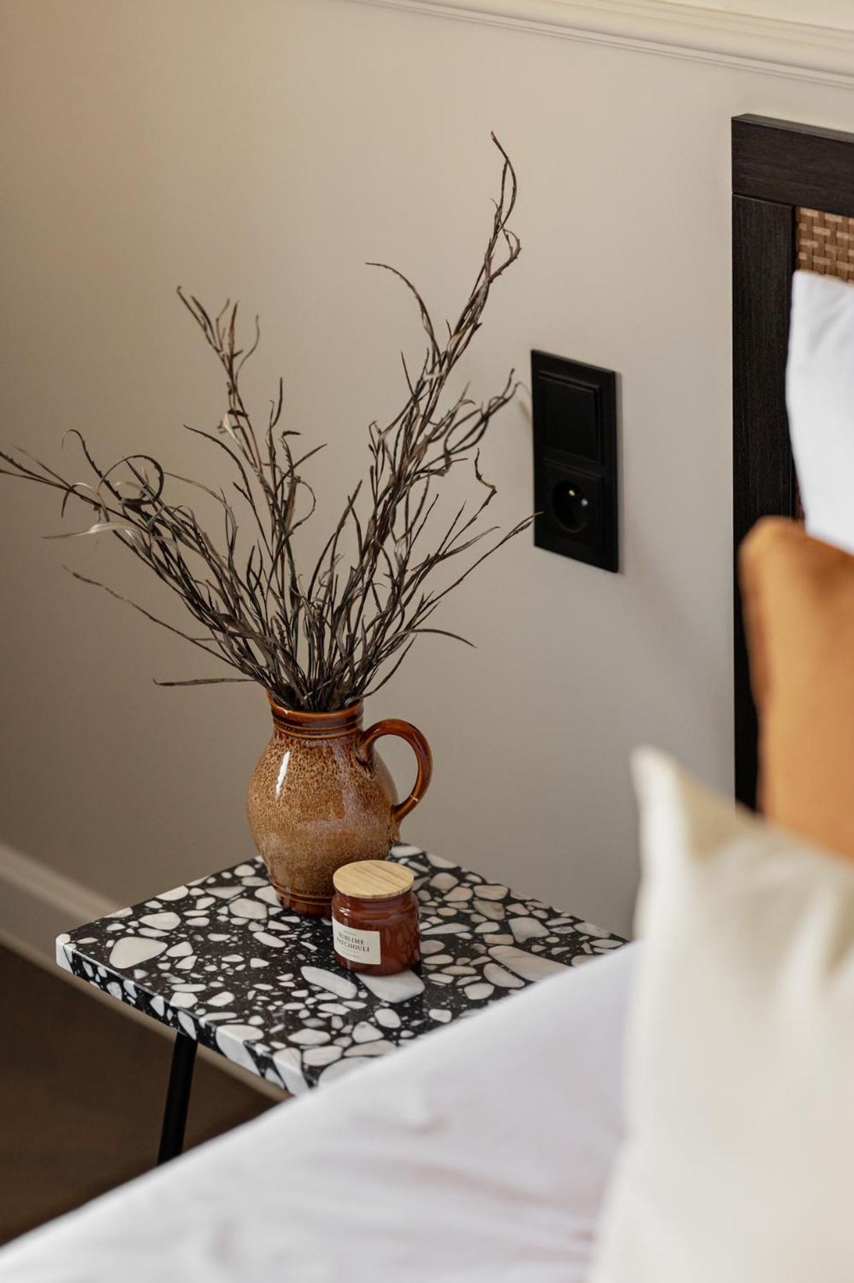 Nafenna 2-Bedroom Apartment In Old Town كراكوفيا المظهر الخارجي الصورة